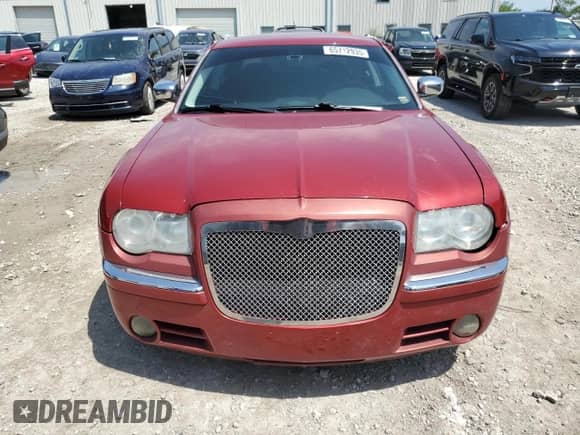 2008 Chrysler 300 C Hemi with VIN 2C3LA63HX8H169596, listed as a Copart auction lot 65712935 with 218,916 mi miles and Salvage title. Bid and sale history available at DreamBid. Image 5.