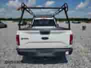 2015 Ford F-150 XL z VIN 1FTMF1C86FKD71345, wystawiony jako Copart lot #57635515 z przebiegiem 247 528 mil mil oraz Nie do naprawy • Non repairable. Historia ofert i sprzedaży dostępna na DreamBid. Obrazek 6.