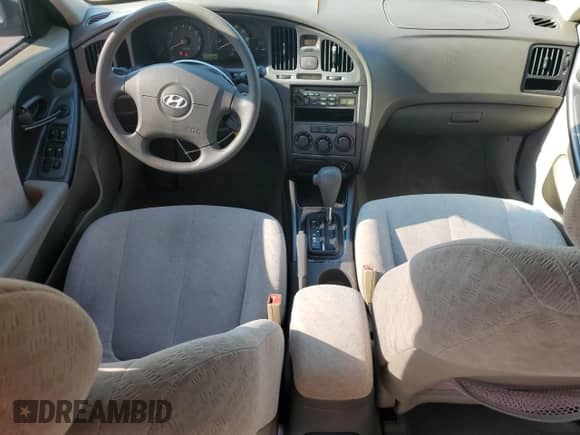 2006 Hyundai Elantra GLS с VIN KMHDN46D66U372668, выставлен на аукционе Copart как лот 70135595 с пробегом 103 087 миль миль и Списание • Salvage title. История ставок и продаж доступна на DreamBid. Изображение 8.