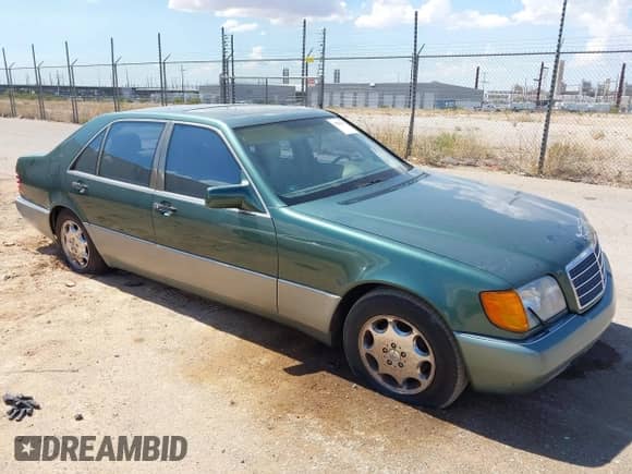 1993 Mercedes-Benz 500 с VIN WDBGA51E9PA112446, выставлен на аукционе IAAI как лот 43289101 с пробегом 164 416 миль миль и . История ставок и продаж доступна на DreamBid. Изображение 1.