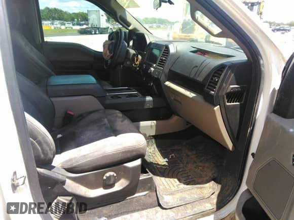 2019 Ford F-150 XL с VIN 1FTEW1CP3KKD55769, выставлен на аукционе IAAI как лот 42622540 с пробегом 114 317 миль миль и . История ставок и продаж доступна на DreamBid. Изображение 5.