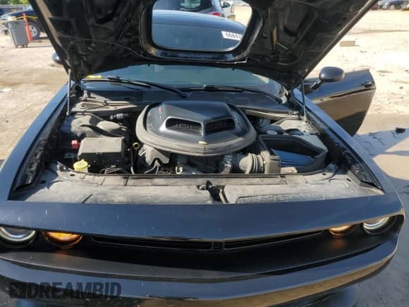 2017 Dodge Challenger 392 Hemi Scat Pack Shaker z VIN 2C3CDZFJ2HH587612, wystawiony jako Copart lot #66843295 z przebiegiem 53 314 mil mil oraz Szkoda całkowita • Salvage title. Historia ofert i sprzedaży dostępna na DreamBid. Obrazek 11.