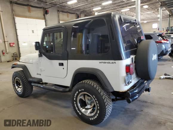 1995 Jeep Wrangler S with VIN 1J4FY19P7SP276060, listed as a Copart auction lot 84255945 with 70,339 mi miles and Clean title. Bid and sale history available at DreamBid. Image 2.