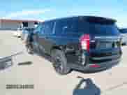 2022 Chevrolet Suburban LT z VIN 1GNSCCKD5NR193578, wystawiony jako IAAI lot #41307465 z przebiegiem 74 027 mil mil oraz . Historia ofert i sprzedaży dostępna na DreamBid. Obrazek 3.