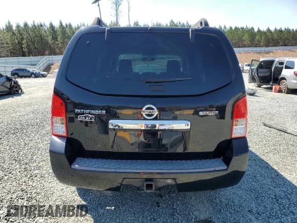 2011 Nissan Pathfinder LE with VIN 5N1AR1NN5BC616343, listed as a Copart auction lot 50725245 with 200,075 mi miles and Clean title. Bid and sale history available at DreamBid. Image 6.