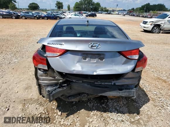 2012 Hyundai Elantra GLS с VIN KMHDH4AE1CU306208, выставлен на аукционе Copart как лот 84420015 с пробегом 230 046 миль миль и Списание • Salvage title. История ставок и продаж доступна на DreamBid. Изображение 6.