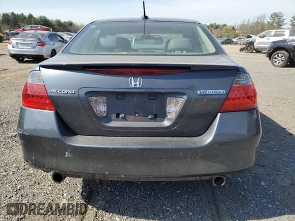 2006 Honda Accord with NAVI z VIN JHMCN36516C003272, wystawiony jako Copart lot #53683145 z przebiegiem 123 484 mil mil oraz Szkoda całkowita • Salvage title. Historia ofert i sprzedaży dostępna na DreamBid. Obrazek 6.