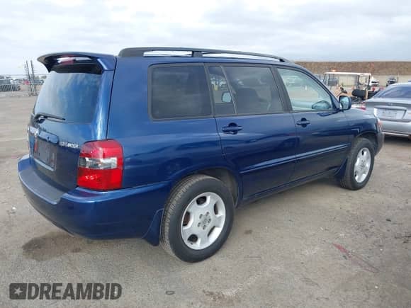 2007 Toyota Highlander w/3rd Row z VIN JTEDP21A670128944, wystawiony jako IAAI lot #43502852 z przebiegiem 256 971 mil mil oraz . Historia ofert i sprzedaży dostępna na DreamBid. Obrazek 4.