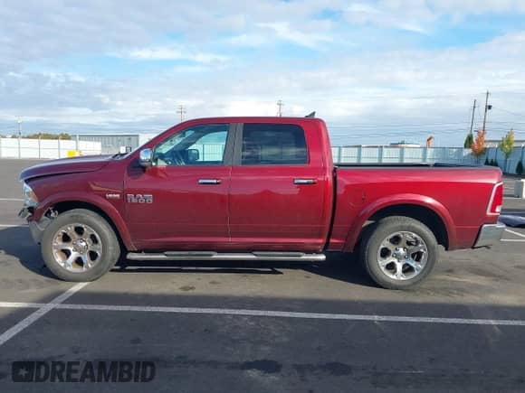 2016 Ram 1500 Laramie z VIN 1C6RR7NT2GS380182, wystawiony jako IAAI lot #40559313 z przebiegiem 84 182 mil mil oraz . Historia ofert i sprzedaży dostępna na DreamBid. Obrazek 15.