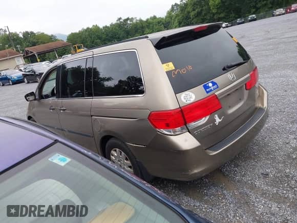 2008 Honda Odyssey LX с VIN 5FNRL38208B084002, выставлен на аукционе IAAI как лот 42877220 с пробегом 170 703 миль миль и . История ставок и продаж доступна на DreamBid. Изображение 3.