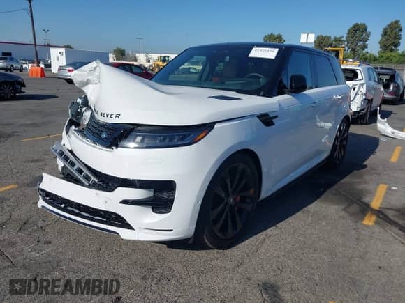 2024 Land Rover Range Rover Sport Dynamic SE with VIN SAL1L9FU0RA169803, listed as a IAAI auction lot 42325279 with Not provided miles and . Bid and sale history available at DreamBid. Image 17.