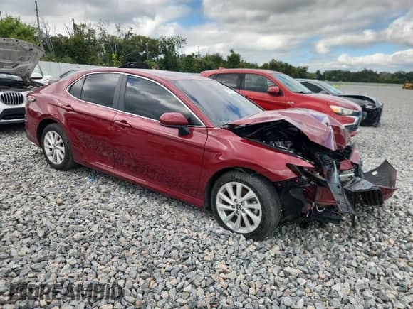 2022 Toyota Camry LE с VIN 4T1C11AK9NU677463, выставлен на аукционе Copart как лот 87284615 с пробегом 42 060 миль миль и Чистый • Clean title. История ставок и продаж доступна на DreamBid. Изображение 4.