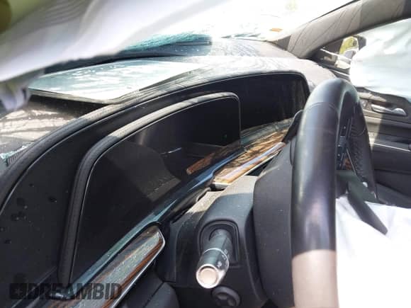 2024 Cadillac Escalade ESV с VIN 1GYS4JKT9RR100899, выставлен на аукционе IAAI как лот 42145901 с пробегом Не указан миль и . История ставок и продаж доступна на DreamBid. Изображение 15.