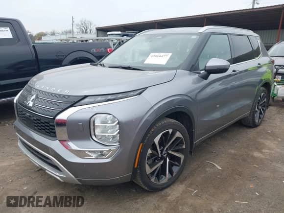 2023 Mitsubishi Outlander SEL with VIN JA4J4VA87PZ031997, listed as a IAAI auction lot 42010477 with 33,649 mi miles and . Bid and sale history available at DreamBid. Image 17.