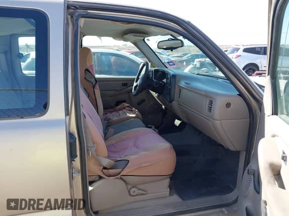 2004 Chevrolet Silverado 1500 with VIN 1GCEC19XX4Z343094, listed as a IAAI auction lot 41939849 with 158,346 mi miles and . Bid and sale history available at DreamBid. Image 5.