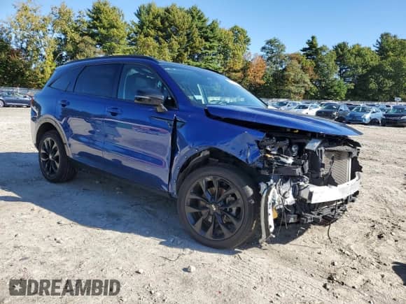 2021 Kia Sorento SX Prestige X-Line with VIN 5XYRKDLF7MG018052, listed as a Copart auction lot 83802695 with 63,896 mi miles and Salvage title. Bid and sale history available at DreamBid. Image 4.