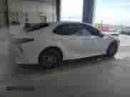 2021 Toyota Camry SE z VIN 4T1G11AK8MU600146, wystawiony jako Copart lot #67605565 z przebiegiem 84 937 mil mil oraz Szkoda całkowita • Salvage title. Historia ofert i sprzedaży dostępna na DreamBid. Obrazek 3.