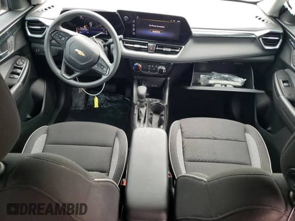 2024 Chevrolet TrailBlazer LT с VIN KL79MPSL0RB121461, выставлен на аукционе Copart как лот 67627295 с пробегом 5 017 миль миль и Списание • Salvage title. История ставок и продаж доступна на DreamBid. Изображение 8.