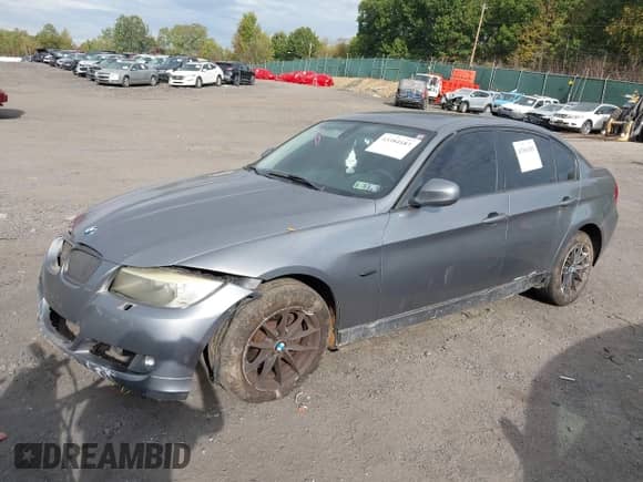 2010 BMW 3 Series 328i xDrive с VIN WBAPK5C51AA649313, выставлен на аукционе IAAI как лот 43384183 с пробегом 145 181 миль миль и . История ставок и продаж доступна на DreamBid. Изображение 17.