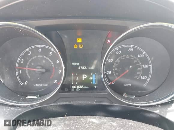 2021 Mitsubishi Outlander ES z VIN JA4APUAU4MU000438, wystawiony jako IAAI lot #43217915 z przebiegiem 63 685 mil mil oraz . Historia ofert i sprzedaży dostępna na DreamBid. Obrazek 7.