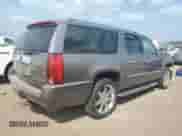 2014 Cadillac Escalade ESV Luxury с VIN 1GYS4HEF7ER177070, выставлен на аукционе Copart как лот 66025805 с пробегом Не указан миль и Списание • Salvage title. История ставок и продаж доступна на DreamBid. Изображение 3.
