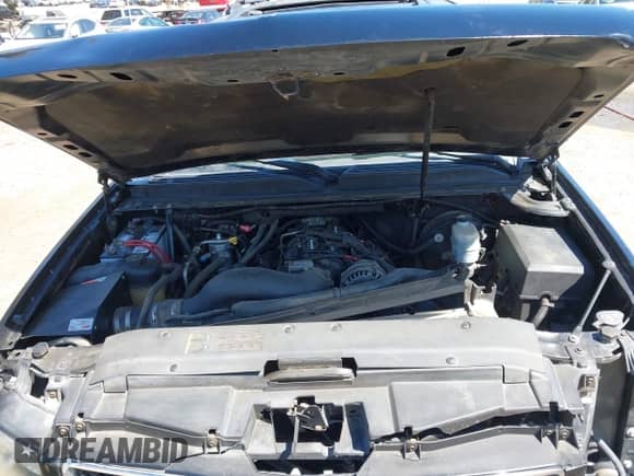 2007 Chevrolet Tahoe LT z VIN 1GNFC13067J381397, wystawiony jako IAAI lot #42021684 z przebiegiem 141 333 mil mil oraz . Historia ofert i sprzedaży dostępna na DreamBid. Obrazek 10.