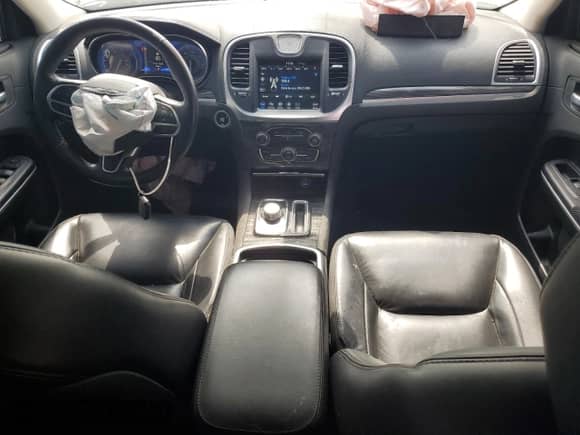 2020 Chrysler 300 Touring L с VIN 2C3CCAAG3LH250083, выставлен на аукционе Copart как лот 69109675 с пробегом 36 508 миль миль и Списание • Salvage title. История ставок и продаж доступна на DreamBid. Изображение 8.