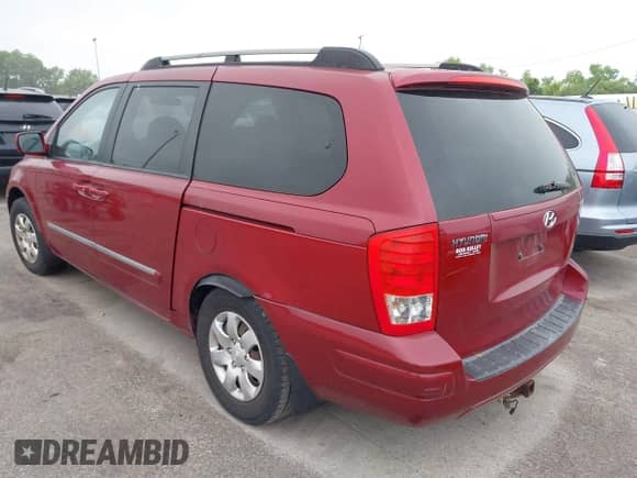 2008 Hyundai Entourage GLS with VIN KNDMC233886055489, listed as a IAAI auction lot 42344693 with 167,721 mi miles and . Bid and sale history available at DreamBid. Image 3.