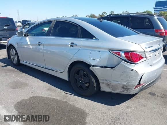 2014 Hyundai Sonata z VIN KMHEC4A42EA107277, wystawiony jako IAAI lot #42859723 z przebiegiem 153 125 mil mil oraz . Historia ofert i sprzedaży dostępna na DreamBid. Obrazek 3.