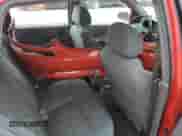 2005 Chevrolet Aveo LS с VIN KL1TD62635B353213, выставлен на аукционе Copart как лот 65935865 с пробегом 193 966 миль миль и Списание • Salvage title. История ставок и продаж доступна на DreamBid. Изображение 12.