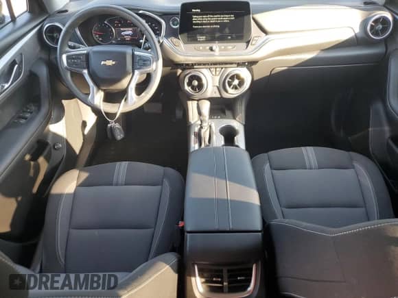 2023 Chevrolet Blazer LT with VIN 3GNKBCR41PS229176, listed as a Copart auction lot 68214995 with 29,289 mi miles and Salvage title. Bid and sale history available at DreamBid. Image 8.