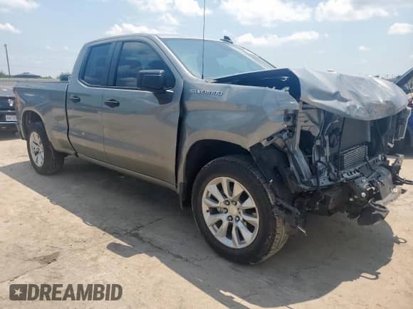 2024 Chevrolet Silverado 1500 Custom с VIN 1GCRDBEK6RZ182703, выставлен на аукционе Copart как лот 59397685 с пробегом 32 969 миль миль и Списание • Salvage title. История ставок и продаж доступна на DreamBid. Изображение 4.