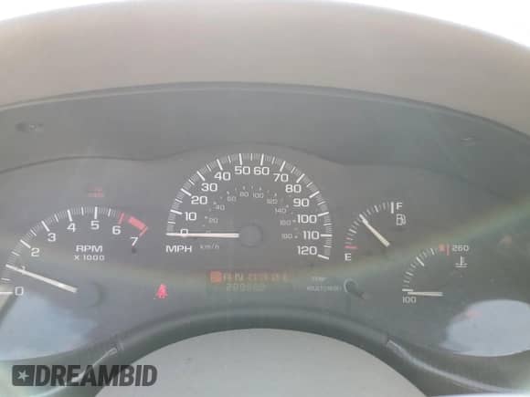 2000 Chevrolet Malibu z VIN 1G1ND52J4Y6328469, wystawiony jako Copart lot #69181314 z przebiegiem 200 802 mil mil oraz Szkoda całkowita • Salvage title. Historia ofert i sprzedaży dostępna na DreamBid. Obrazek 9.