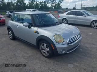 2008 MINI Hardtop with VIN WMWMF33518TT64654, listed as a IAAI auction lot 42974183 with 86,166 mi miles and . Bid and sale history available at DreamBid. Image 1.