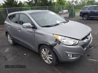 2013 Hyundai Tucson Limited с VIN KM8JU3AC7DU675454, выставлен на аукционе IAAI как лот 42371406 с пробегом 84 385 миль миль и . История ставок и продаж доступна на DreamBid. Изображение 1.