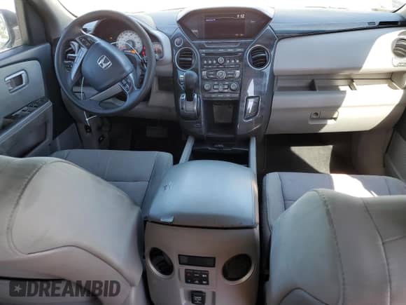 2015 Honda Pilot EX with VIN 5FNYF3H41FB019967, listed as a Copart auction lot 87230015 with 201,174 mi miles and Salvage title. Bid and sale history available at DreamBid. Image 8.