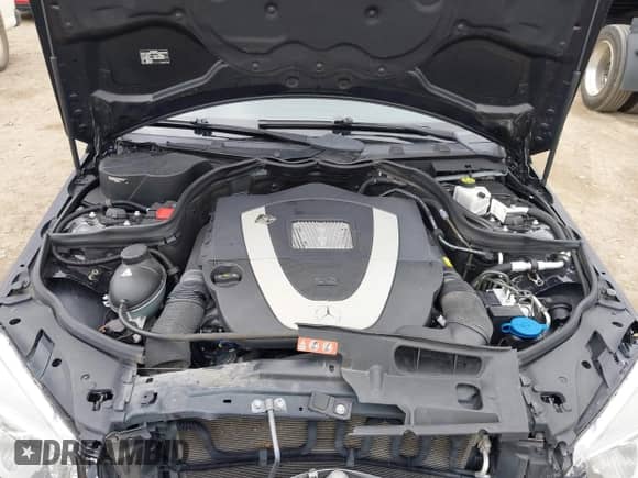 2009 Mercedes-Benz C 300 Sport z VIN WDDGF81X09R045624, wystawiony jako IAAI lot #43385057 z przebiegiem 94 917 mil mil oraz . Historia ofert i sprzedaży dostępna na DreamBid. Obrazek 10.