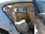 2012 BMW 5 Series 528i xDrive с VIN WBAXH5C56CDW05839, выставлен на аукционе IAAI как лот 42821103 с пробегом 162 744 миль миль и . История ставок и продаж доступна на DreamBid. Изображение 8.