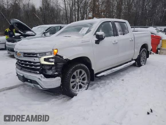 2024 Chevrolet Silverado 1500 LTZ with VIN 1GCUDGED0RZ401759, listed as a IAAI auction lot 41177004 with 2,514 mi miles and . Bid and sale history available at DreamBid. Image 17.