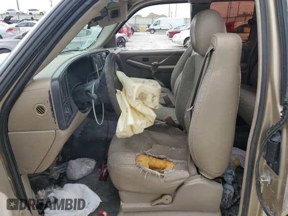 2004 Chevrolet Silverado 1500 Work Truck with VIN 1GCEC19X04Z225149, listed as a Copart auction lot 82751835 with Not provided miles and Salvage title. Bid and sale history available at DreamBid. Image 7.