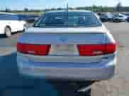 2005 Honda Accord с VIN JHMCN36595C007472, выставлен на аукционе IAAI как лот 40489885 с пробегом 119 220 миль миль и . История ставок и продаж доступна на DreamBid. Изображение 16.