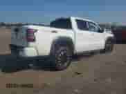 2023 Nissan Frontier SV z VIN 1N6ED1EK0PN616298, wystawiony jako Copart lot #63993425 z przebiegiem 22 294 mil mil oraz Szkoda całkowita • Salvage title. Historia ofert i sprzedaży dostępna na DreamBid. Obrazek 3.