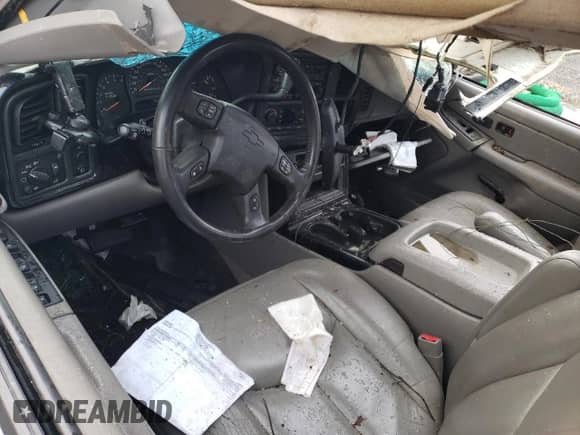2006 Chevrolet Silverado 1500HD LT2 с VIN 1GCGK13U46F252384, выставлен на аукционе Copart как лот 45983125 с пробегом Не указан миль и Списание • Salvage title. История ставок и продаж доступна на DreamBid. Изображение 8.