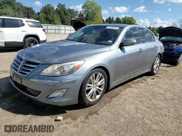 2014 Hyundai Genesis 3.8L with VIN KMHGC4DD4EU262156, listed as a Copart auction lot 80200915 with 131,310 mi miles and Salvage title. Bid and sale history available at DreamBid. Image 14.