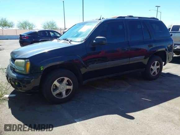 2005 Chevrolet TrailBlazer LS with VIN 1GNDS13S652151815, listed as a IAAI auction lot 42519458 with 149,829 mi miles and . Bid and sale history available at DreamBid. Image 2.