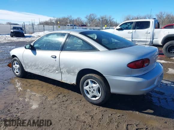 2000 Chevrolet Cavalier z VIN 1G1JC1240Y7441902, wystawiony jako IAAI lot #41637287 z przebiegiem 102 499 mil mil oraz . Historia ofert i sprzedaży dostępna na DreamBid. Obrazek 3.