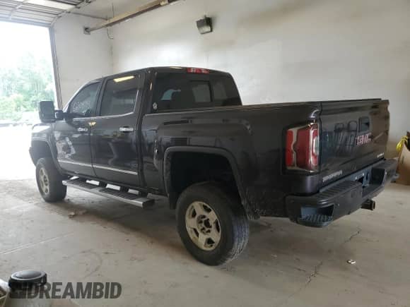2016 GMC Sierra 1500 Denali z VIN 3GTU2PEJ6GG144177, wystawiony jako Copart lot #62304795 z przebiegiem 197 675 mil mil oraz Czysty tytuł • Clean title. Historia ofert i sprzedaży dostępna na DreamBid. Obrazek 2.