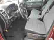 2020 Ram 1500 Big Horn z VIN 1C6RREFG3LN119738, wystawiony jako Copart lot #74769604 z przebiegiem Nie podano mil oraz Nie do naprawy • Non repairable. Historia ofert i sprzedaży dostępna na DreamBid. Obrazek 7.