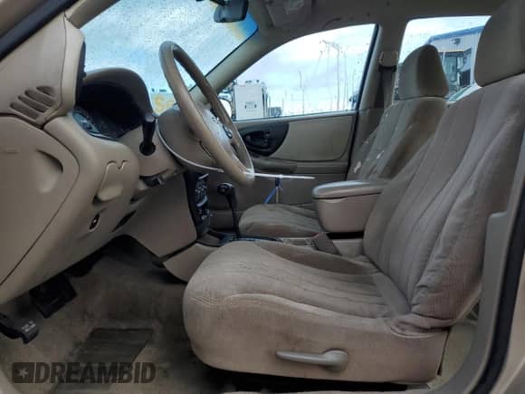 2004 Chevrolet Malibu Classic z VIN 1G1ND52F84M523170, wystawiony jako Copart lot #55119765 z przebiegiem 133 153 mil mil oraz Szkoda całkowita • Salvage title. Historia ofert i sprzedaży dostępna na DreamBid. Obrazek 7.