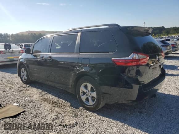 2015 Toyota Sienna LE AAS with VIN 5TDKK3DC9FS567984, listed as a Copart auction lot 84644795 with 154,176 mi miles and Salvage title. Bid and sale history available at DreamBid. Image 2.